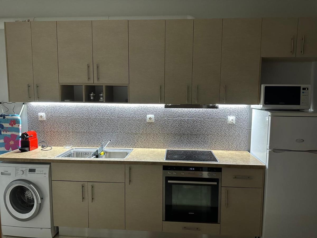 Καλαισθητο Διαμερισμα Διπλα Στο Μετρο Apartment Athens Ngoại thất bức ảnh